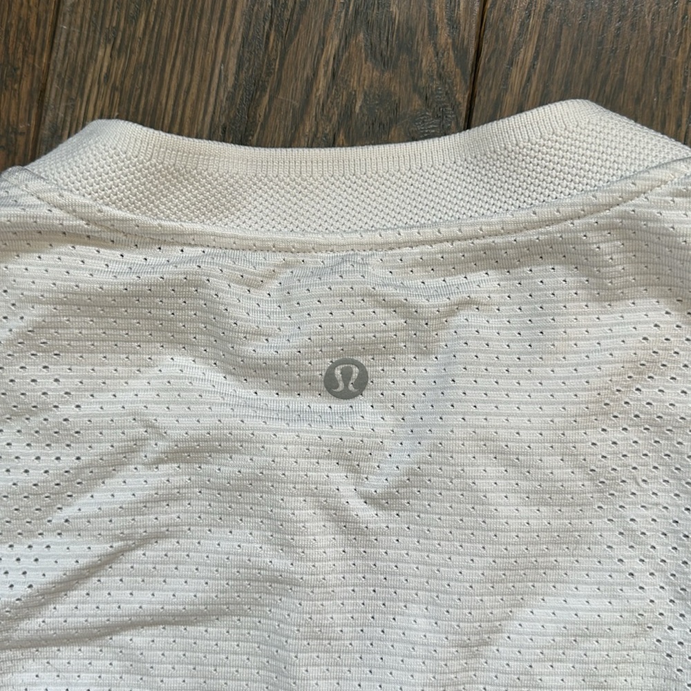 Lululemon half zip - Picture 3 of 10